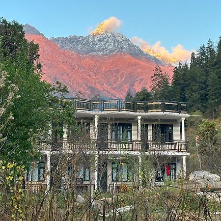 Готель Rare House Kalgha Екстер'єр фото