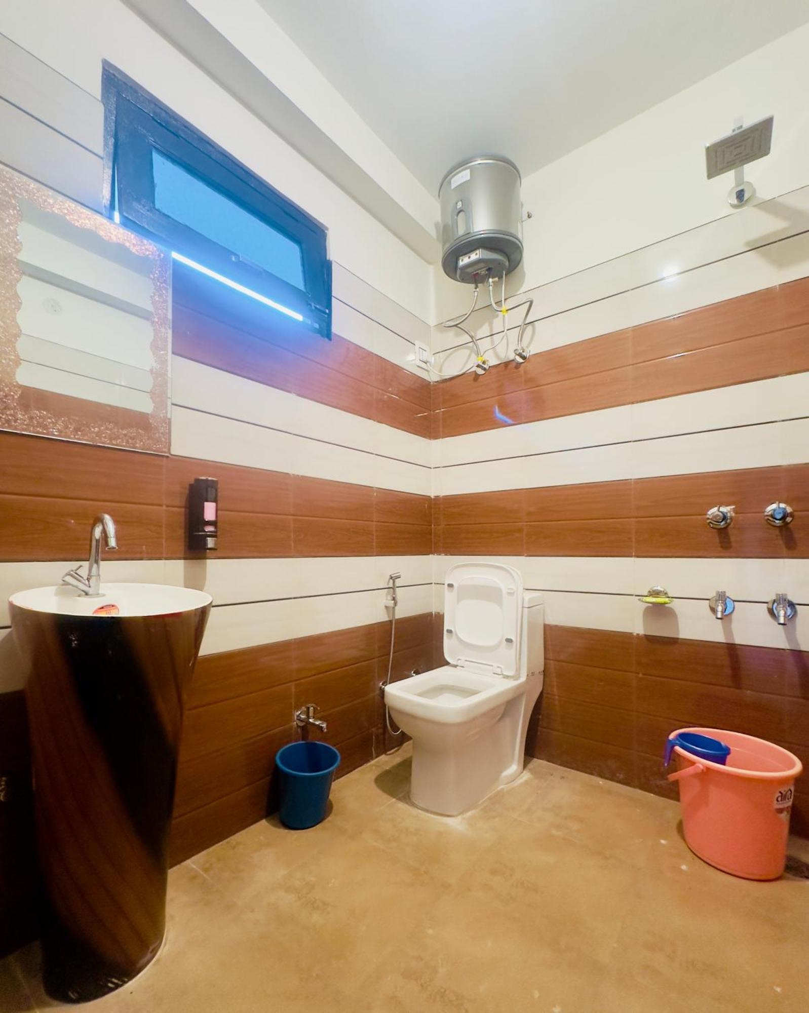 Готель Rare House Kalgha Екстер'єр фото