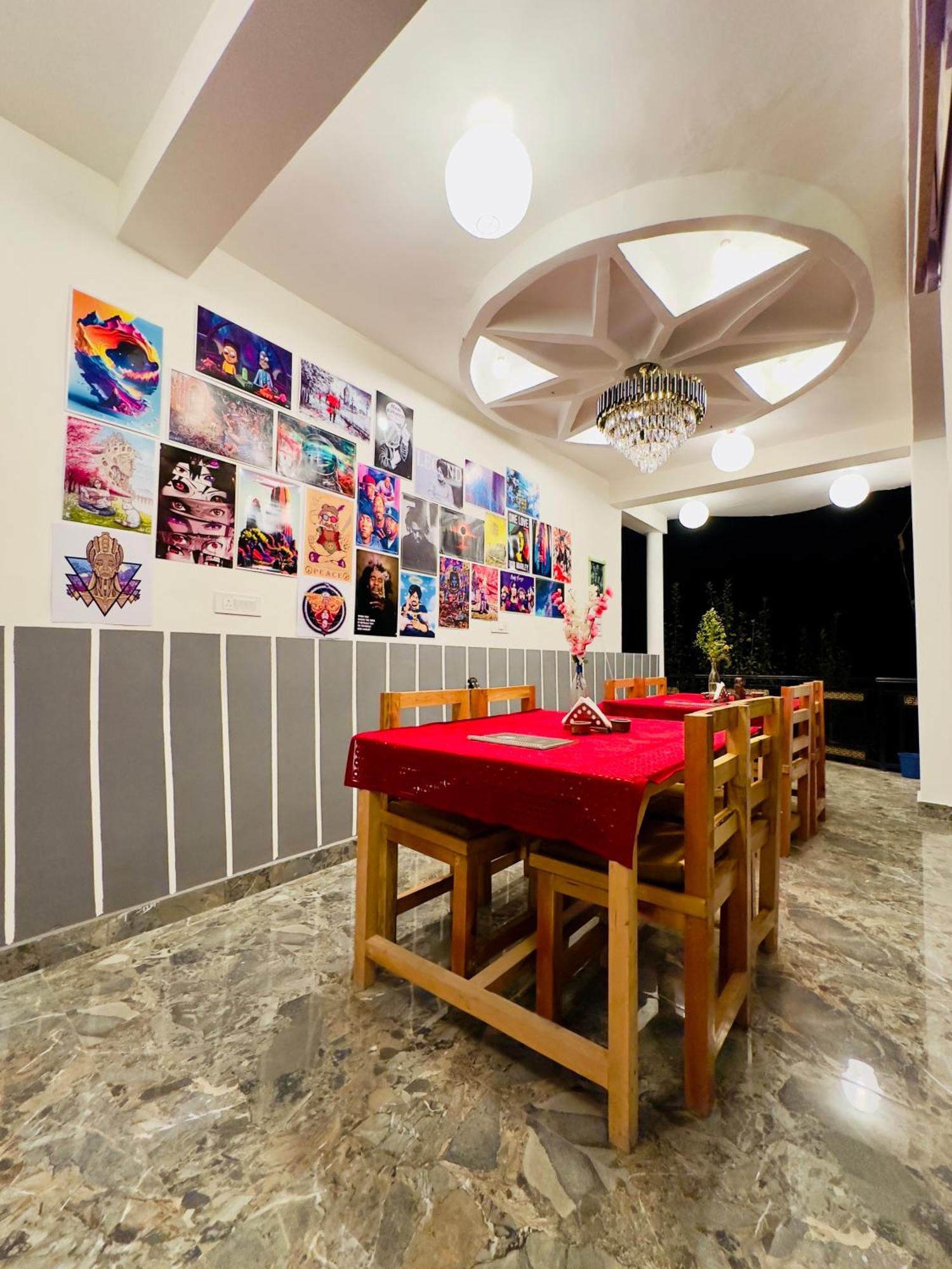 Готель Rare House Kalgha Екстер'єр фото